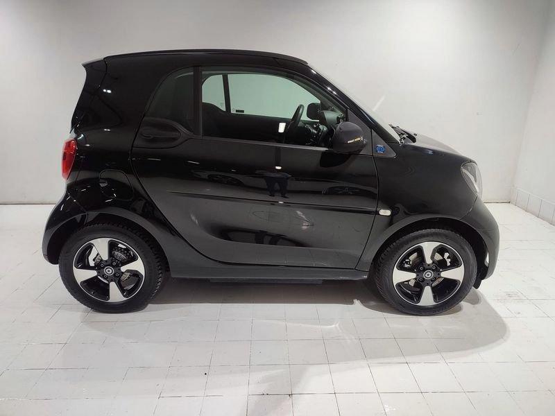 smart fortwo EQ Passion