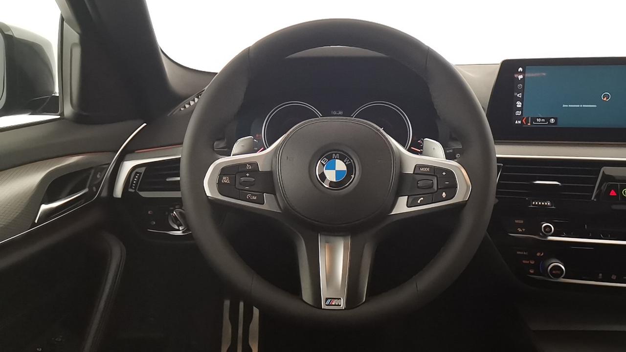 BMW Serie 5 G31 2017 Touring 520d Touring Msport auto