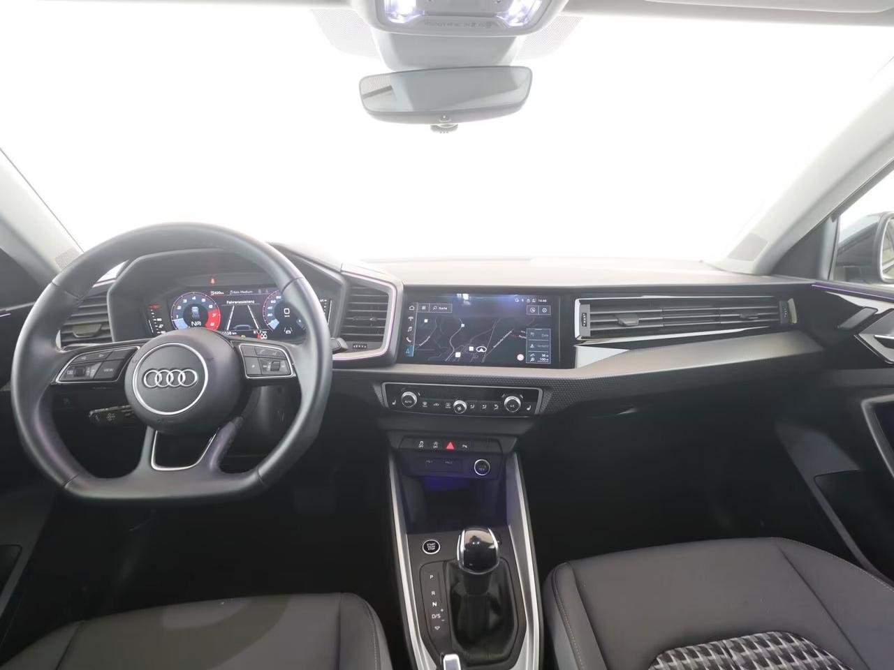 Audi A1 SPB 35 TFSI Sline S LINE MMI PLUS LED
