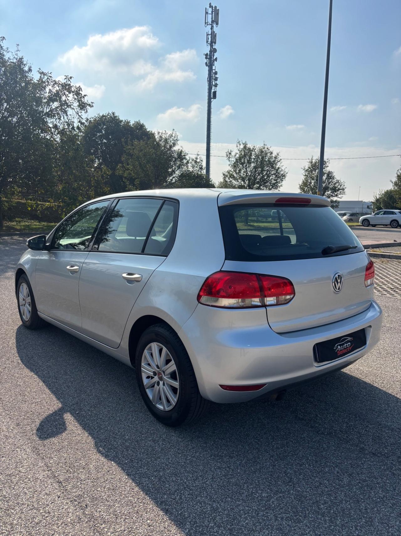 Volkswagen Golf 1.6 TDI DPF 5p. Highline