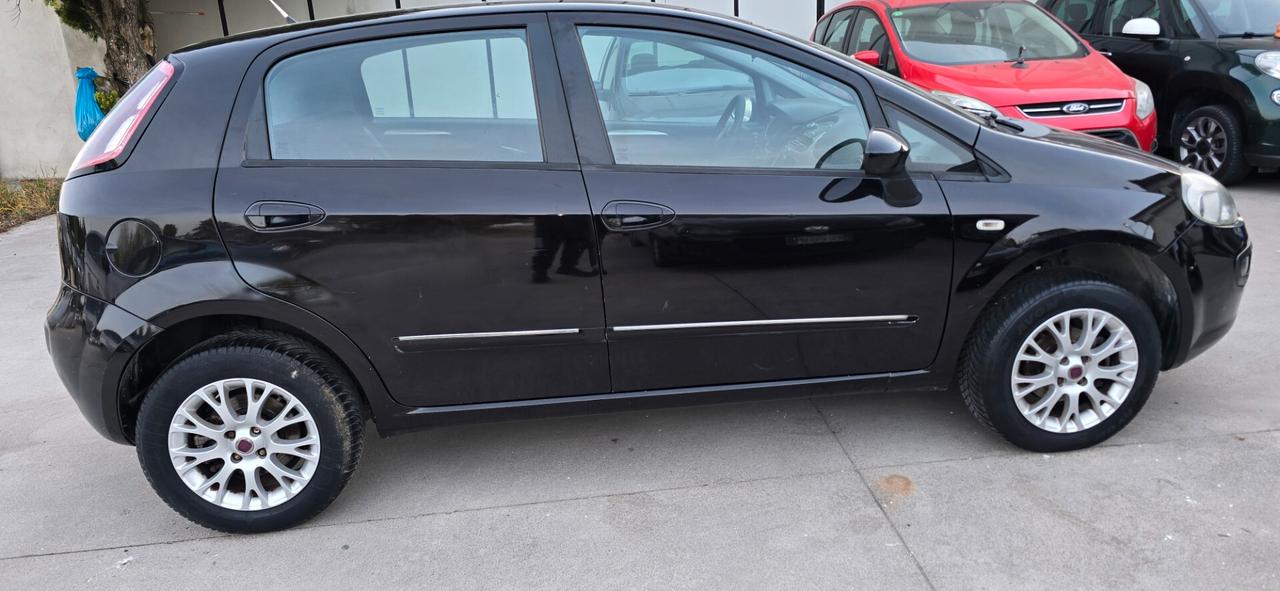 Fiat Grande Punto 1.4 5 porte metano valido per 4 anni