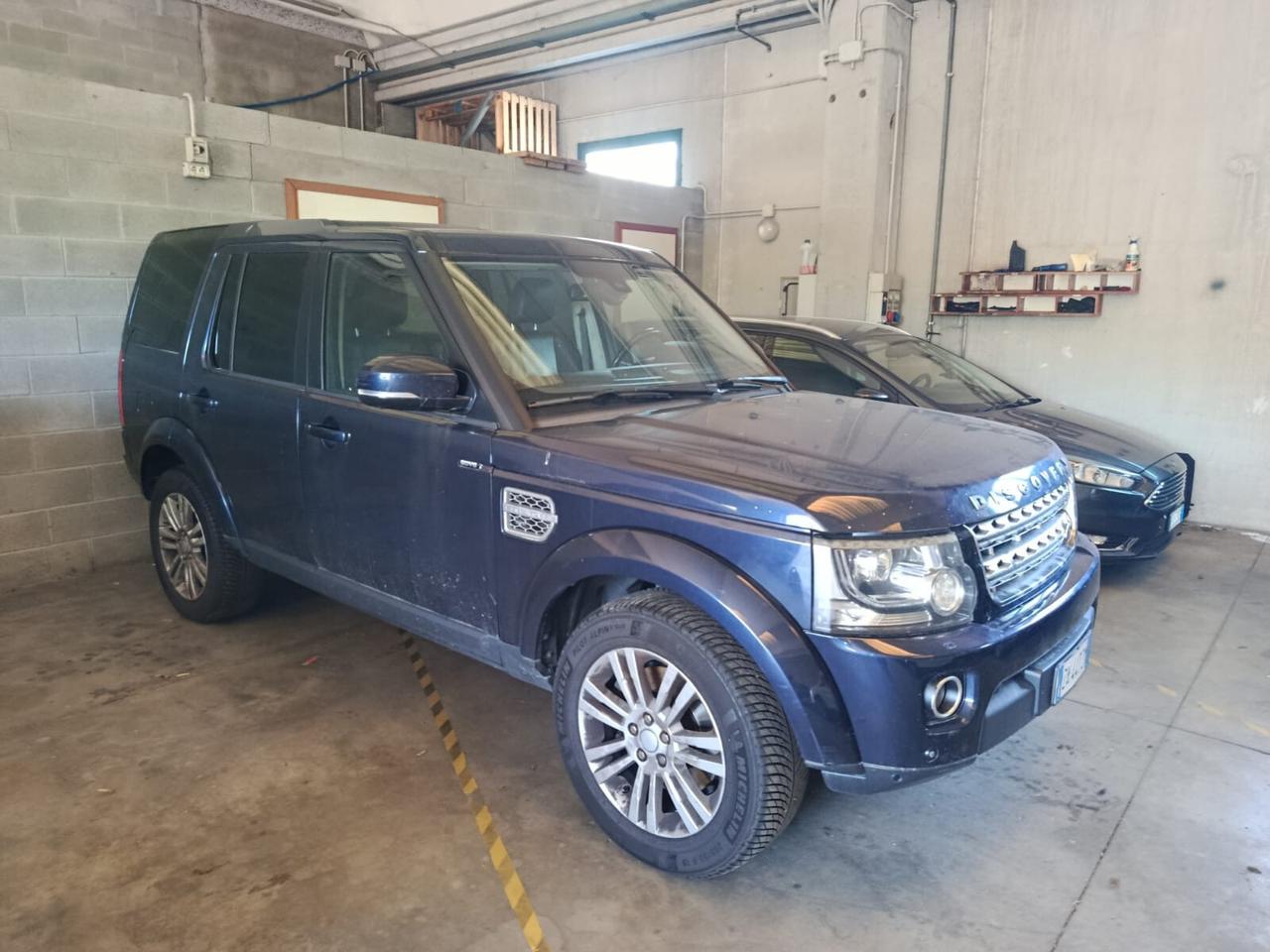 Land Rover Discovery 4 3.0 SDV6 249CV SE