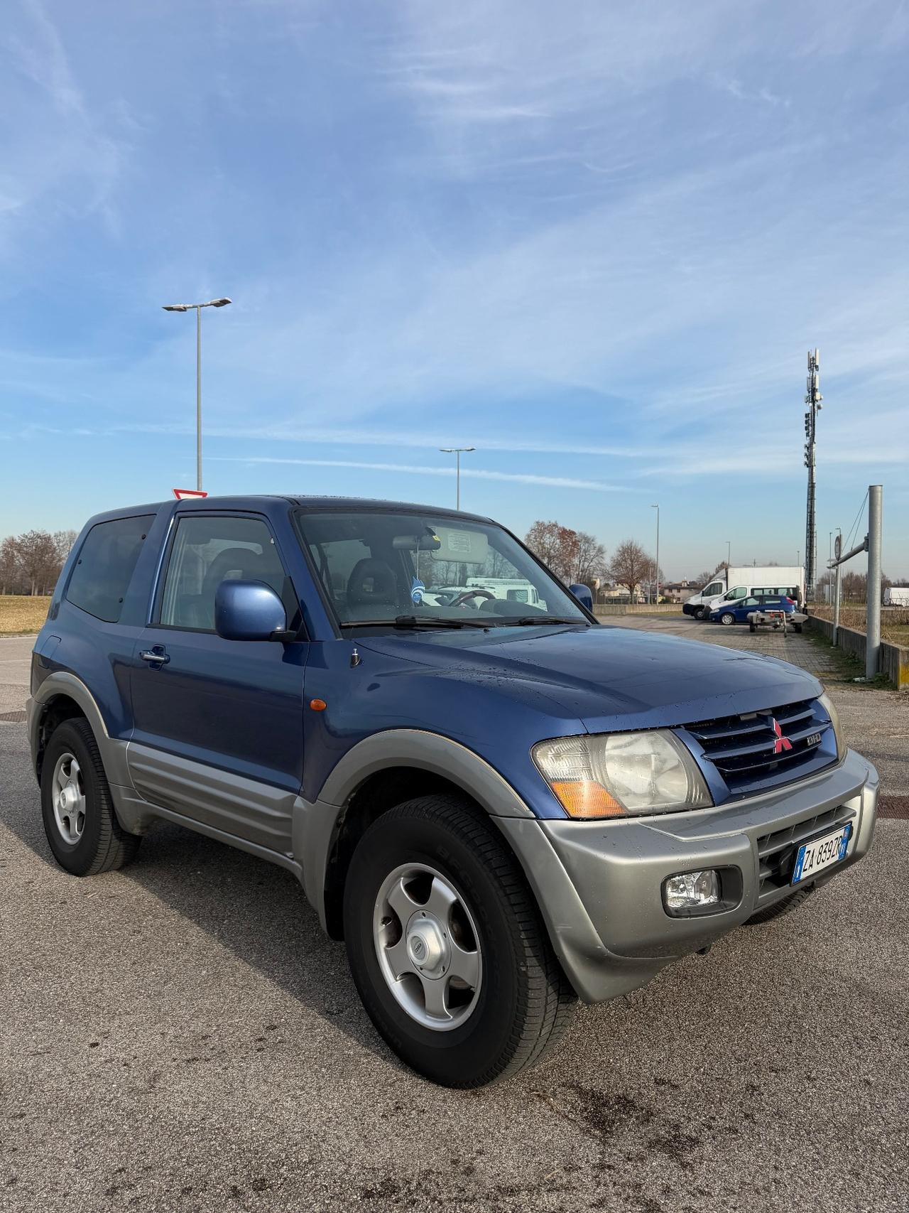 Mitsubishi Pajero 3.2 16V DI-D 5p. GLS2