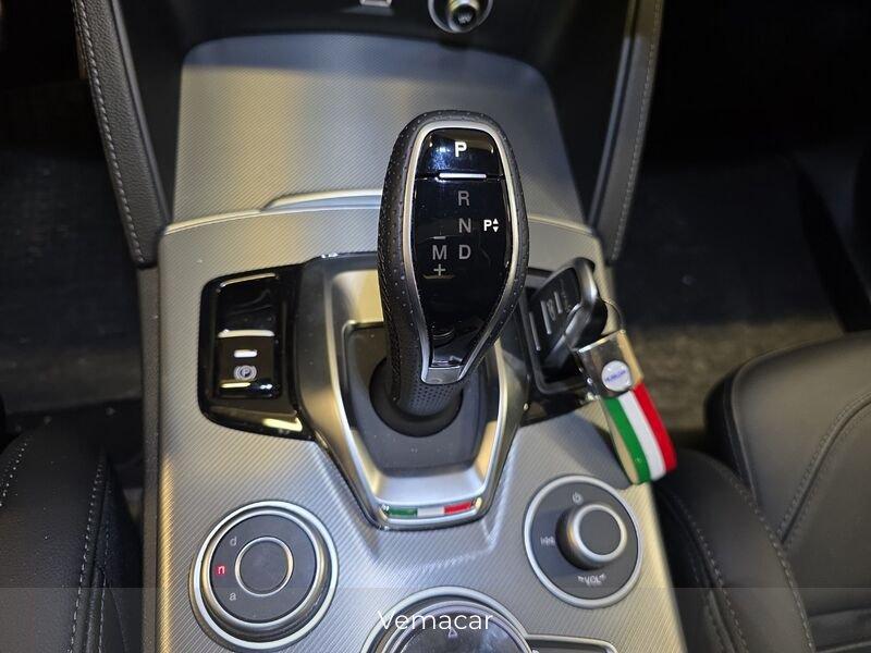 Alfa Romeo Stelvio 2.2 TD 210 CV Veloce AT8 Q4