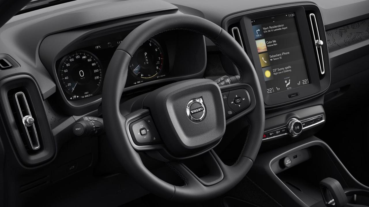 VOLVO Xc40 B3 Mild Hybrid Automatico Essential