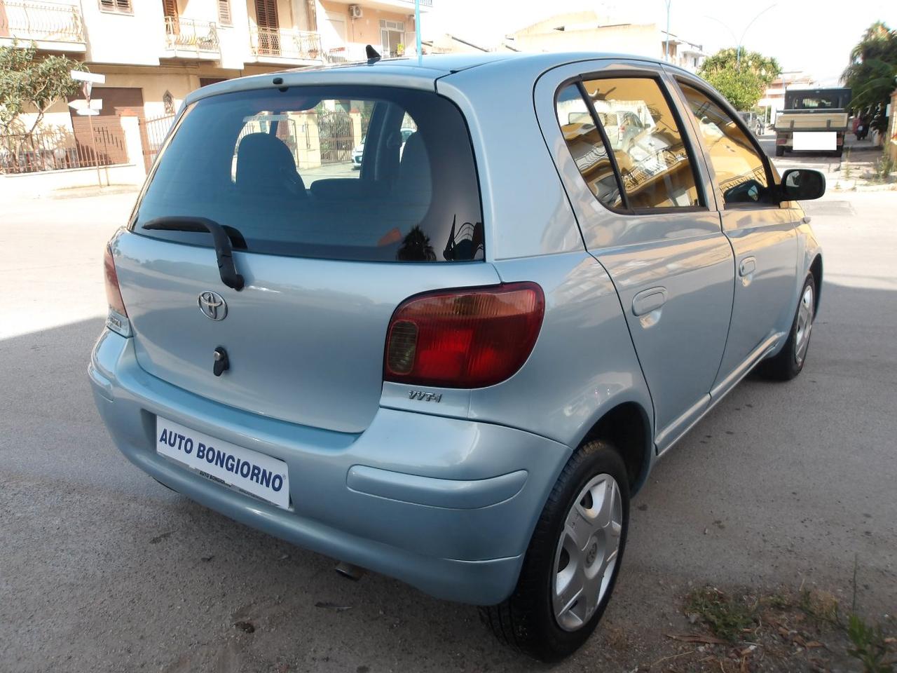 TOYOTA YARIS 1.0 5 PORTE
