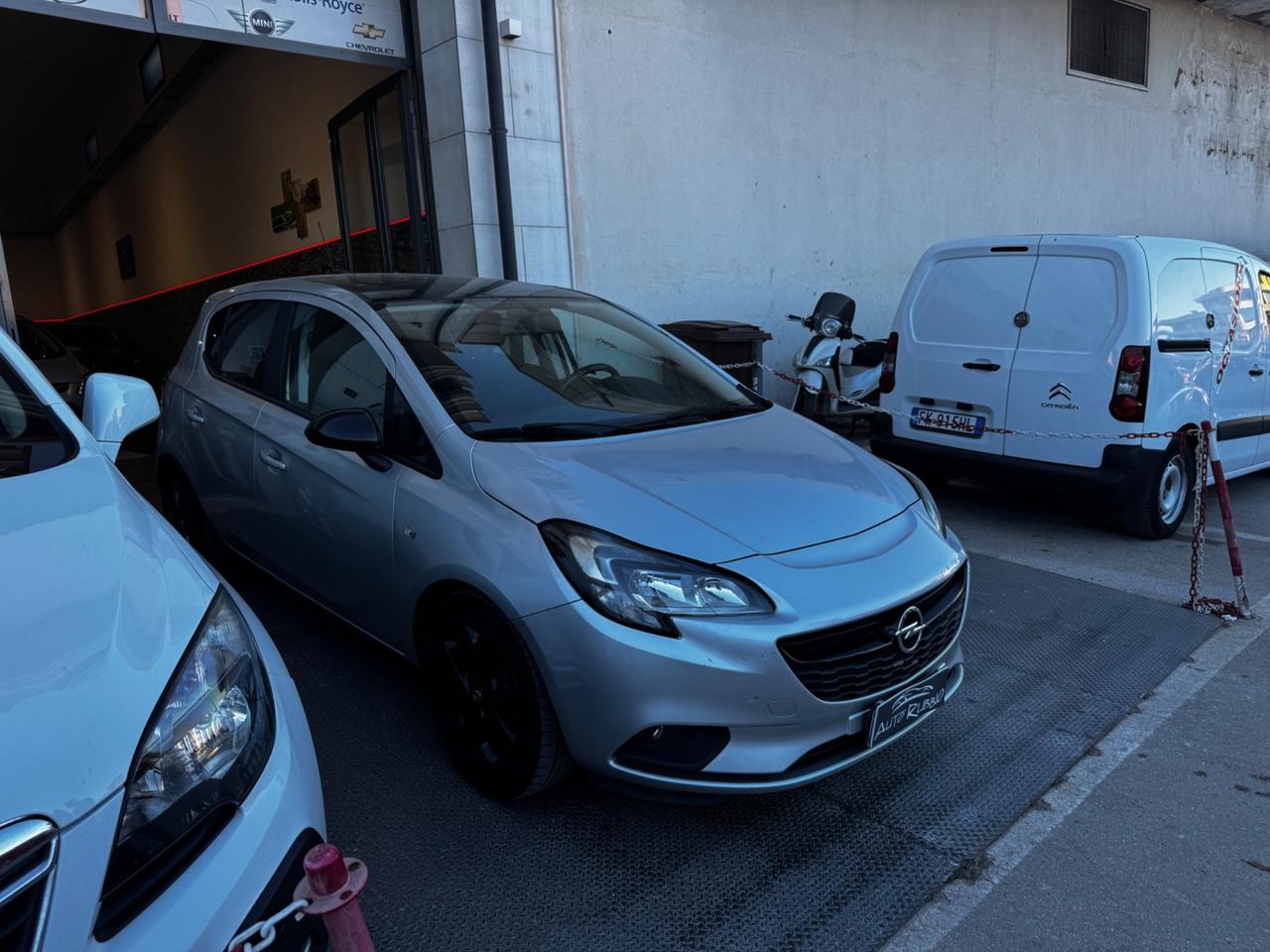 Opel Corsa 1.4 90CV GPL Tech 5 porte Innovation