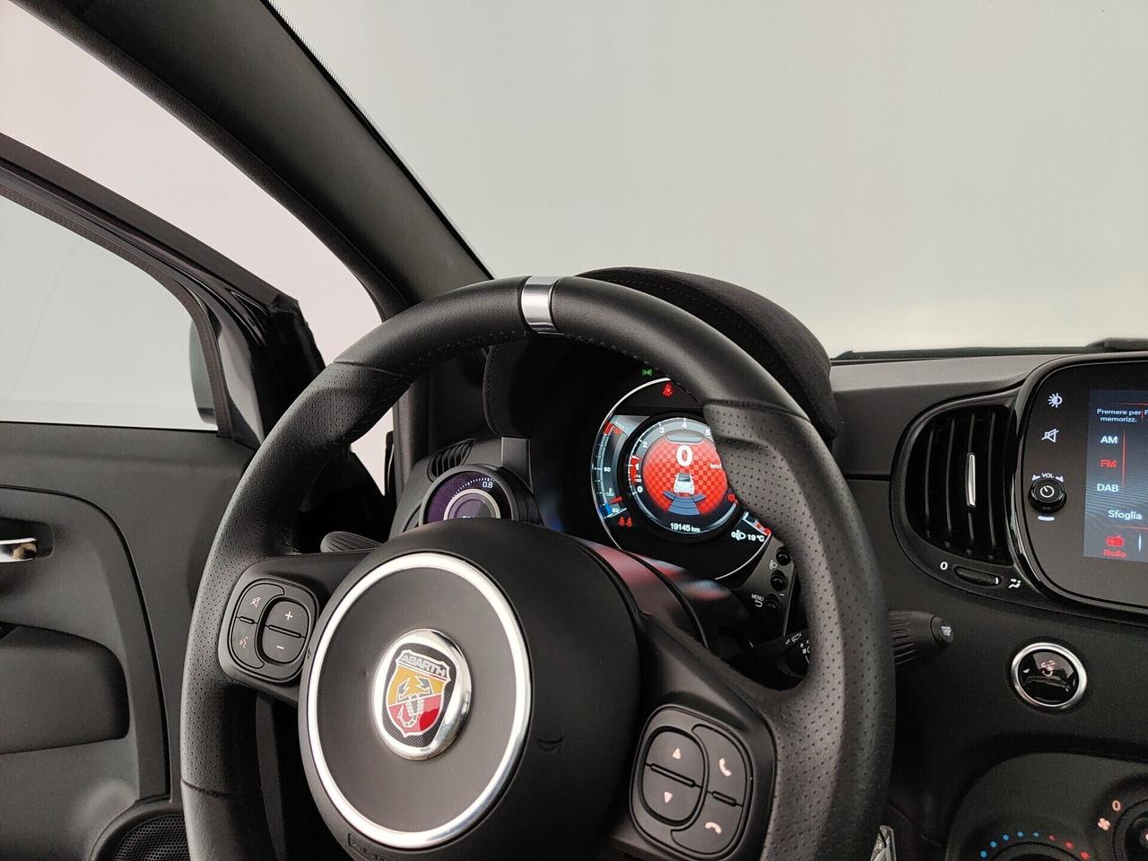 Abarth 595 C 1.4 Turbo T-Jet 165 CV