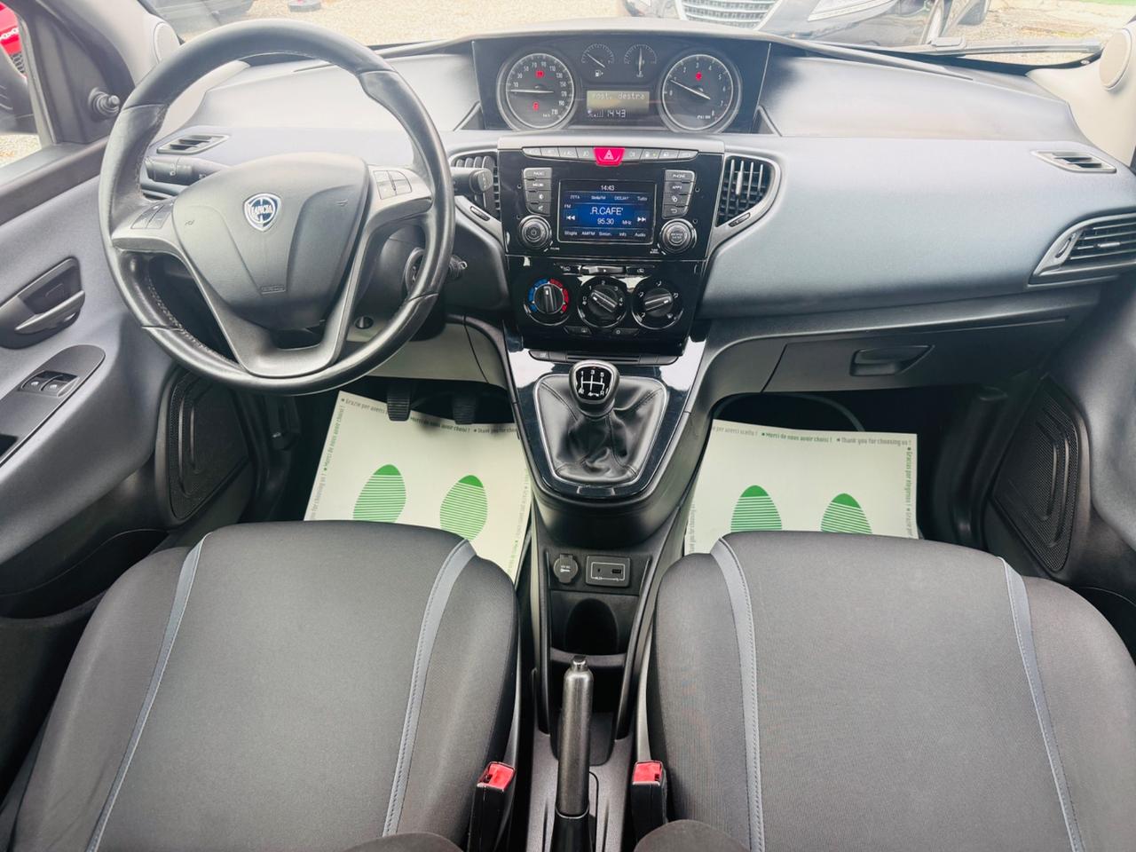 Lancia Ypsilon 1.2 69 CV 5 porte GPL Ecochic Gold