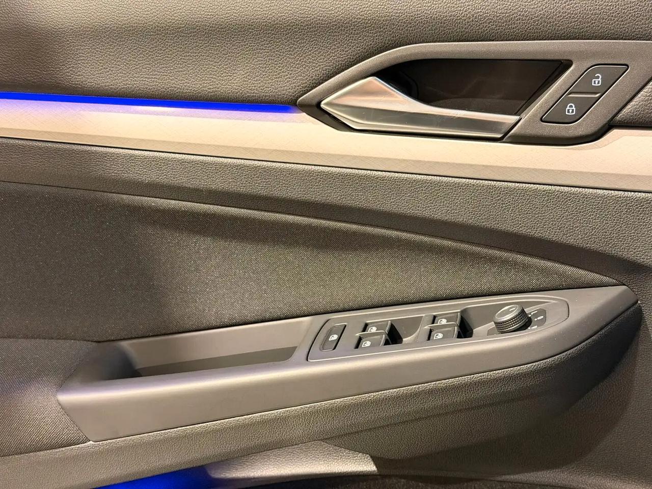 Volkswagen Golf 2.0 TDI 150 CV DSG SCR R-Line