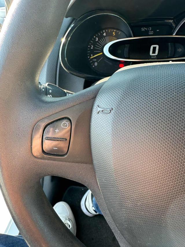 RENAULT Clio 1.5 dCi 8V 75CV 5 porte Live OK NEOPATENTATO