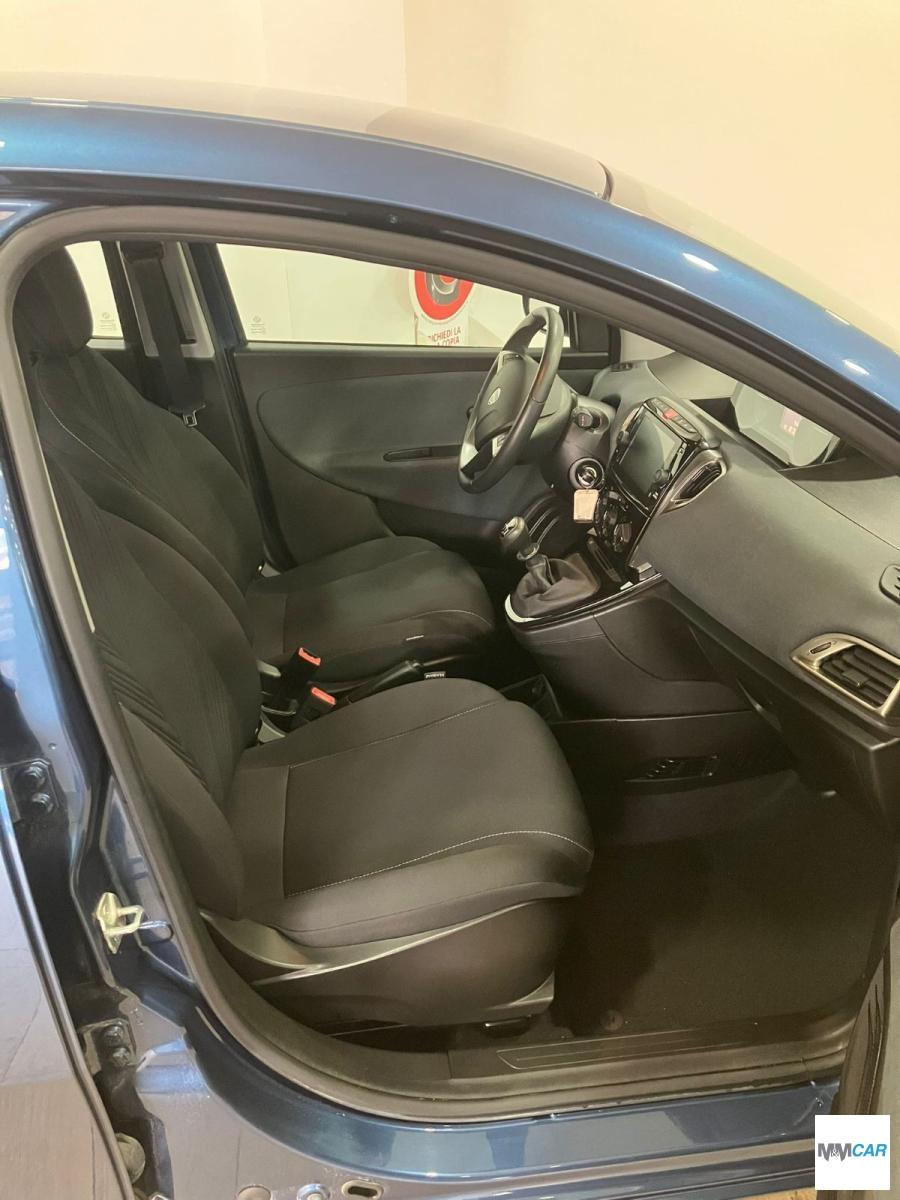 LANCIA - Ypsilon - 1.0 FireFly 5p.S&S Hybryd Gold