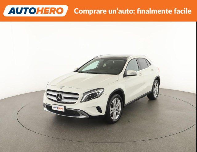 MERCEDES-BENZ GLA 220 d Automatic 4Matic Sport