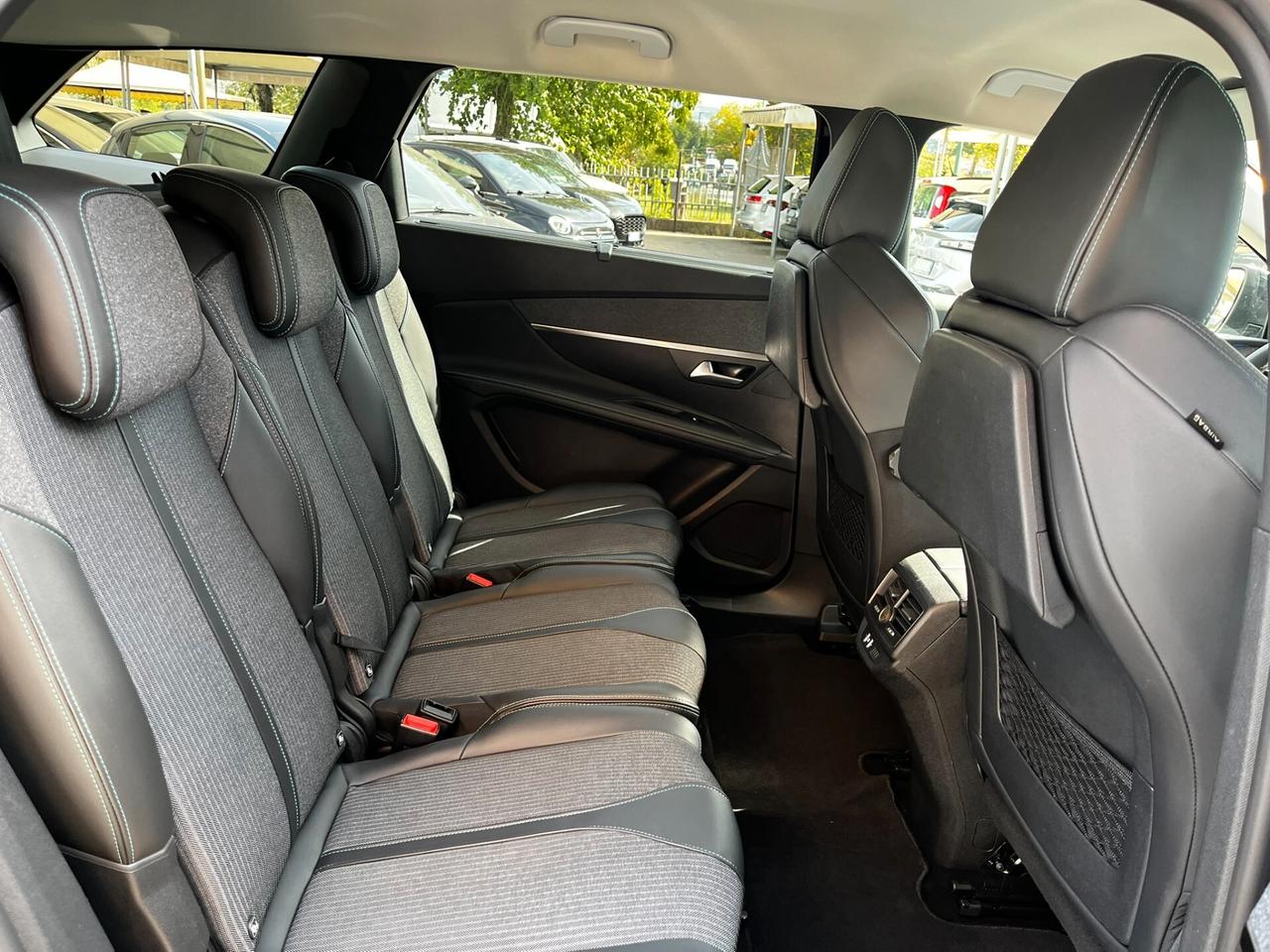 Peugeot 5008 BlueHDi 130 7 Posti EAT8 Allure Pack