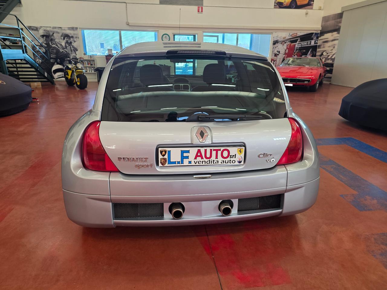 Renault Clio 3.0 V6 24V cat 3 porte Sport