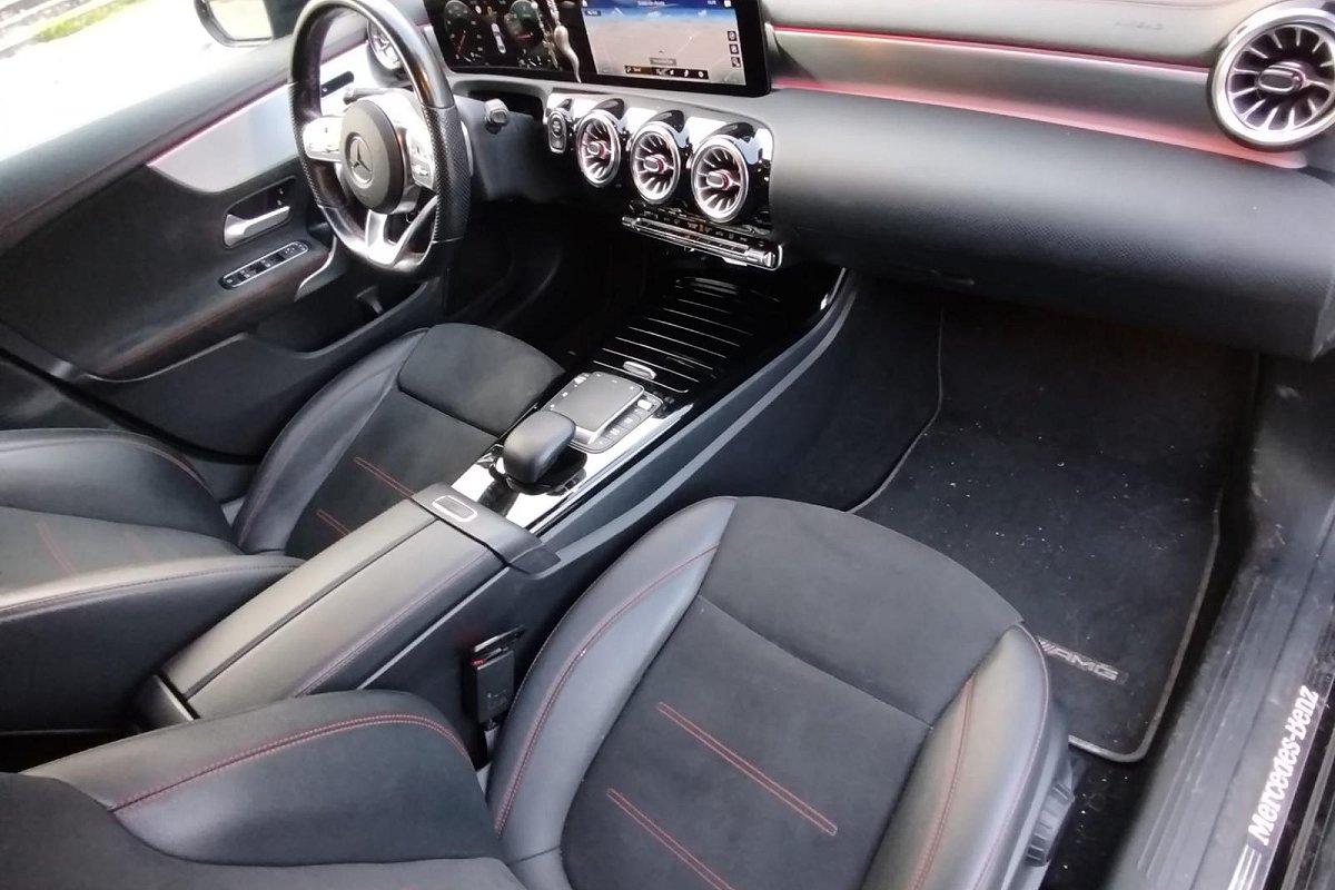 MERCEDES CLA 200 d Automatic Premium