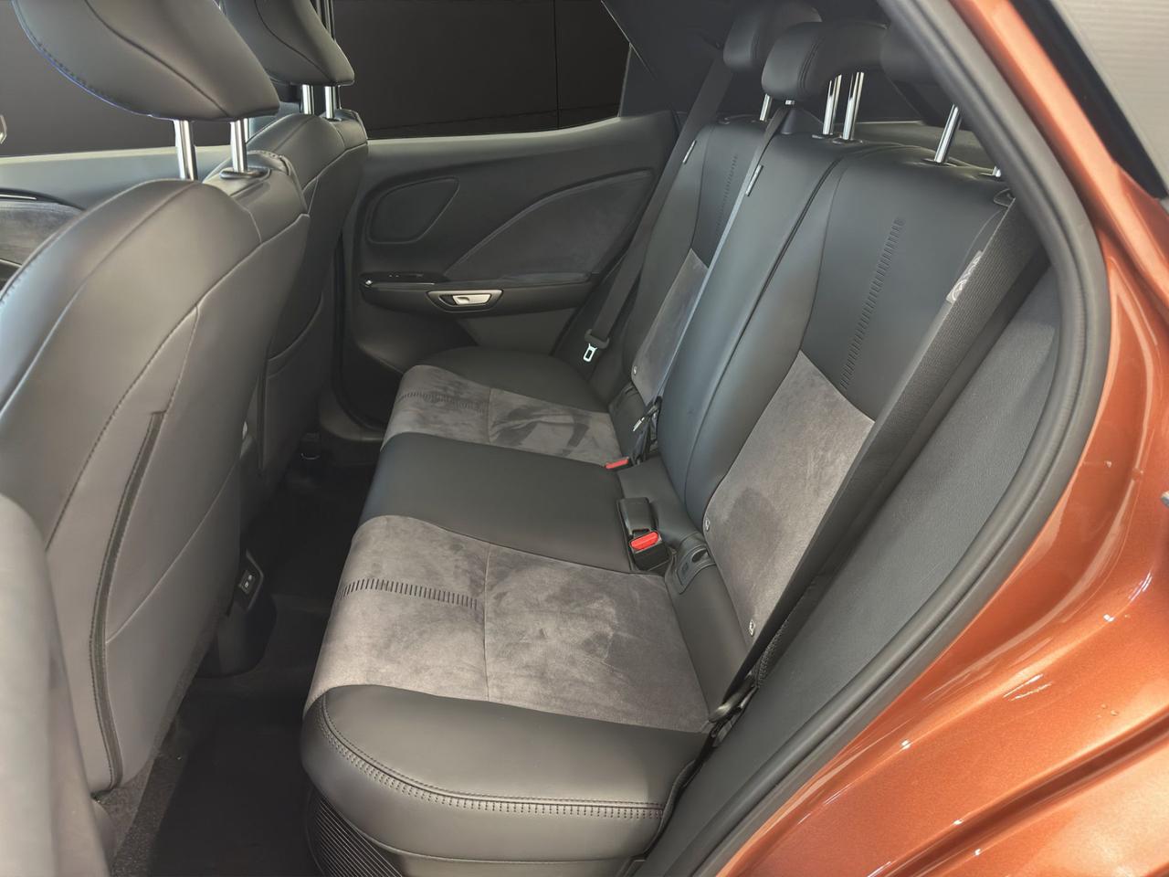 Lexus LBX 1.5 hybrid Original Edition 4wd