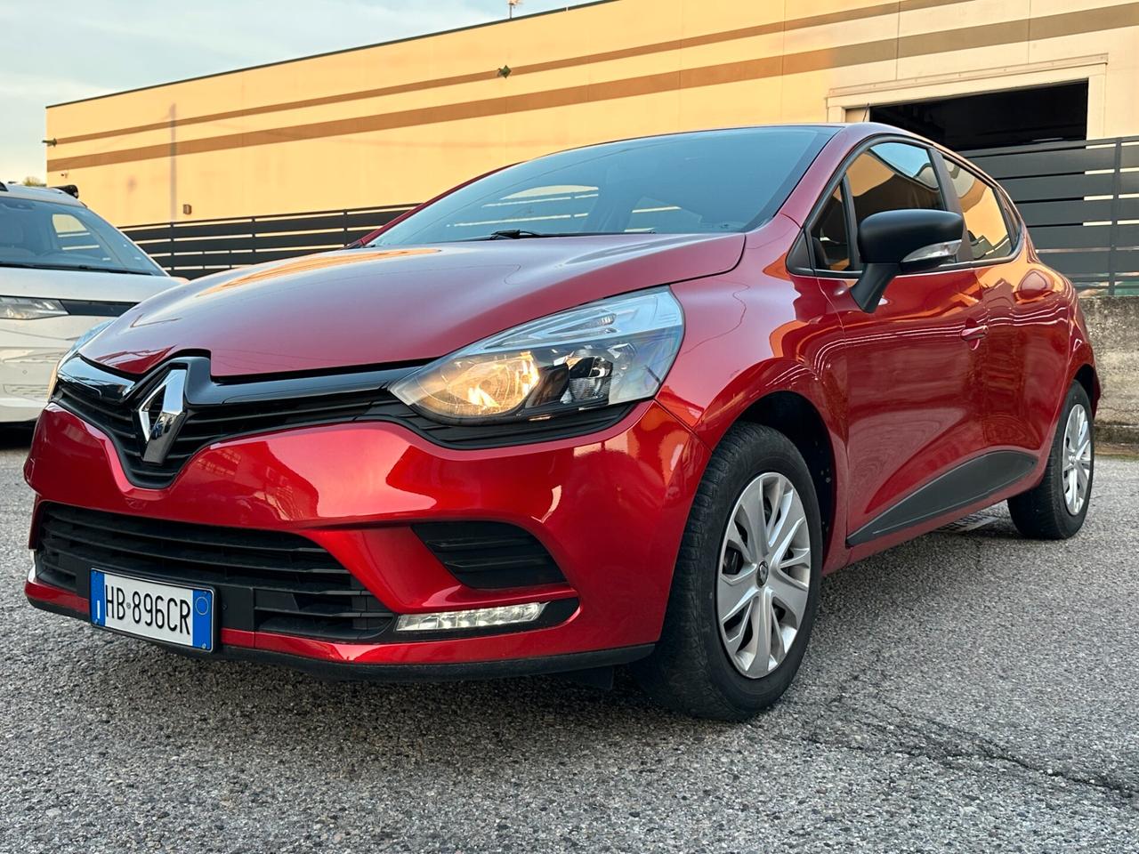 Renault Clio 1.2 75CV 5 porte Intens