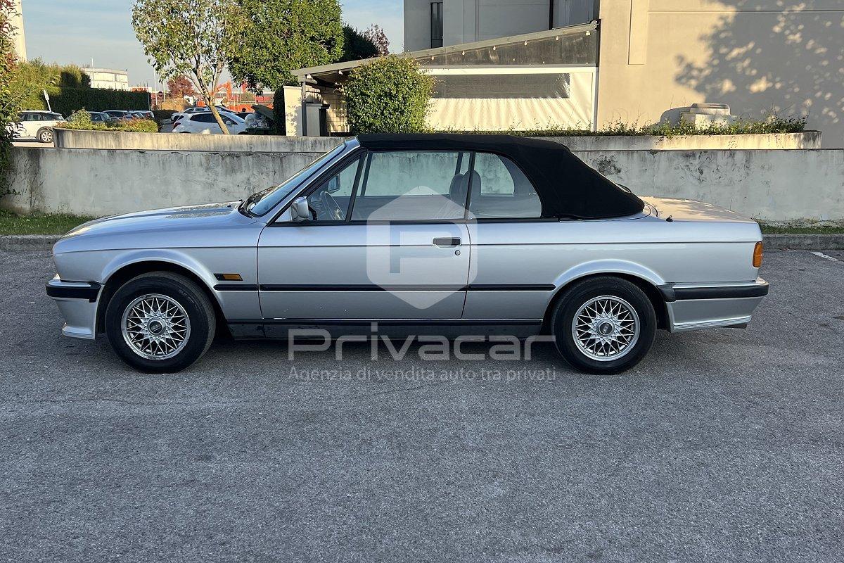 BMW 320i Cabriolet