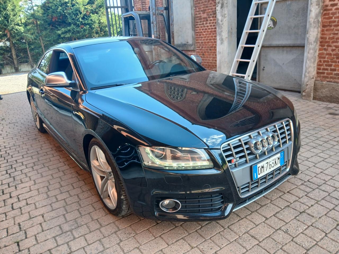 Audi A5 S5 4.2 V8 quattro