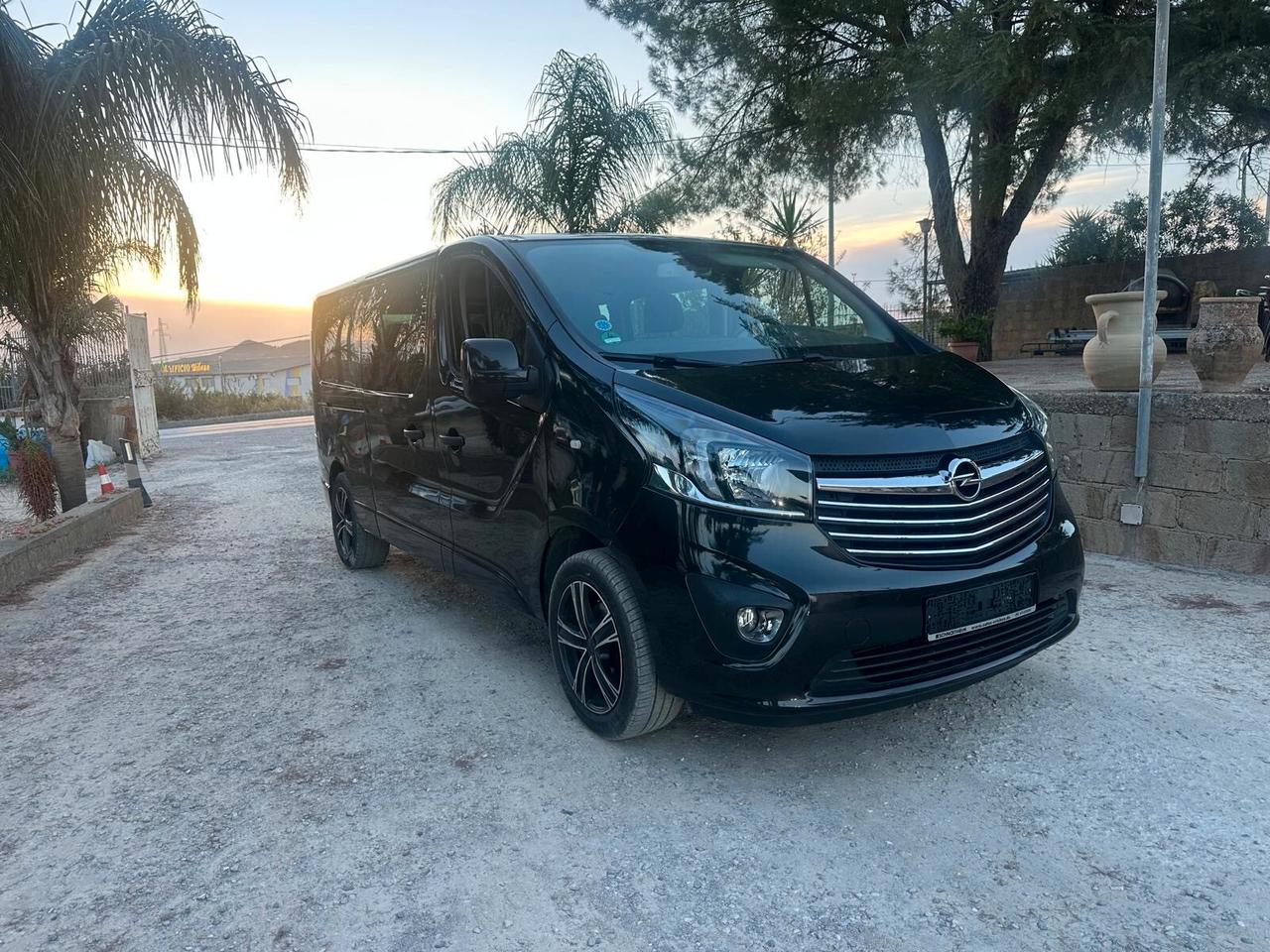 Opel Vivaro 27 1.6 CDTI PC-TN Combi