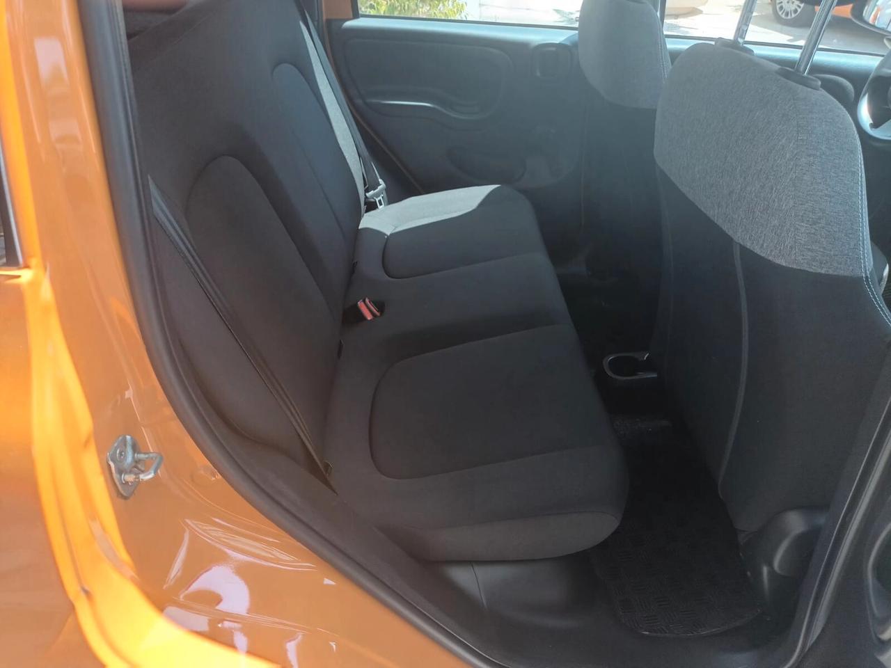 Fiat Panda 1.0 Firefly S&S Hybrid 70 CV