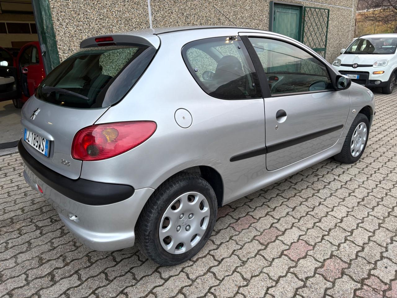 Peugeot 206 1.4 3p. ONE Line