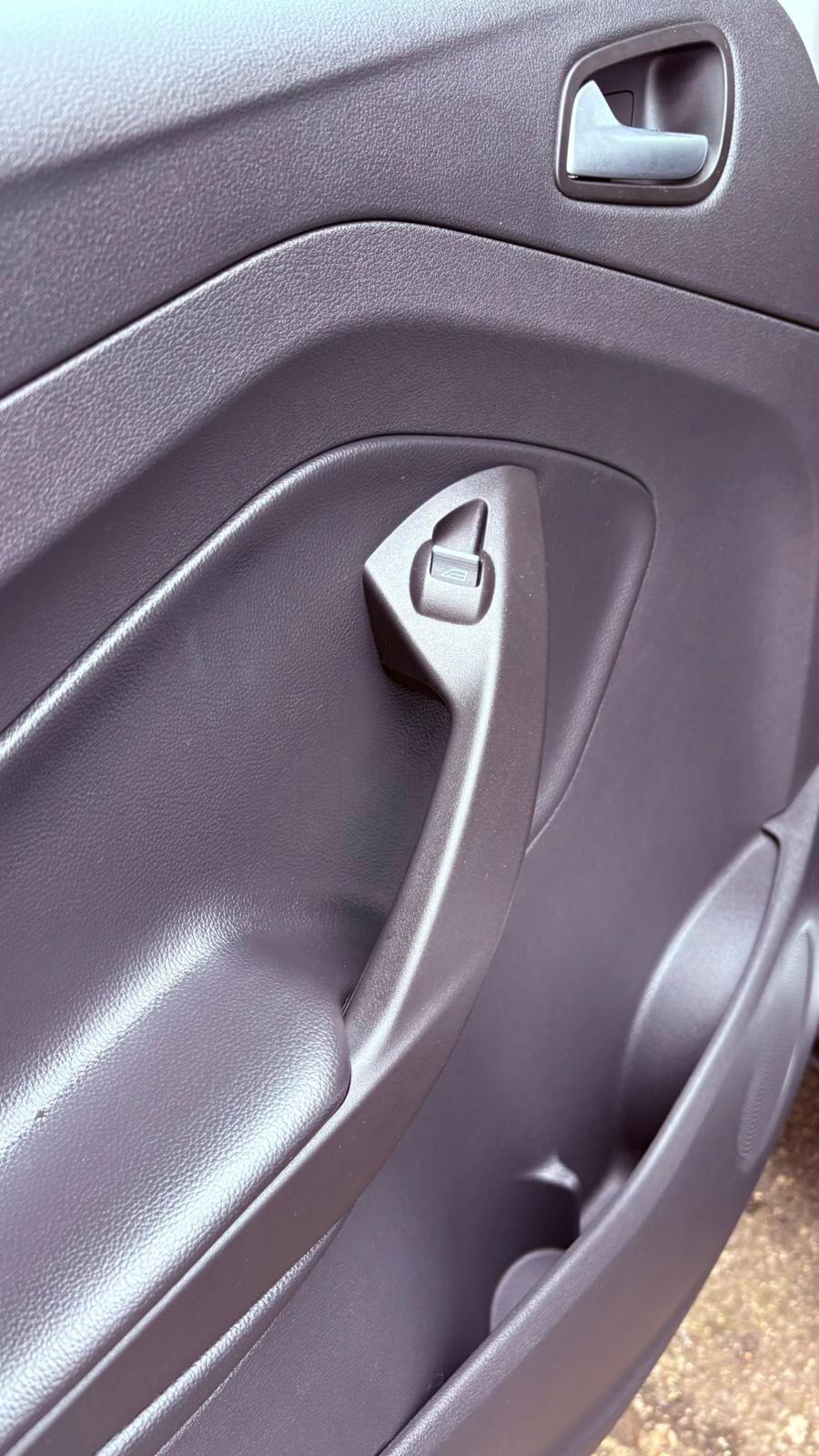 Ford Kuga 1.5 TDCI 120 CV S&S 2WD Plus