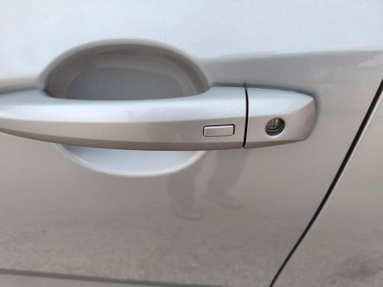 Nissan Juke 1.0 DIG-T 114 CV N-Connecta