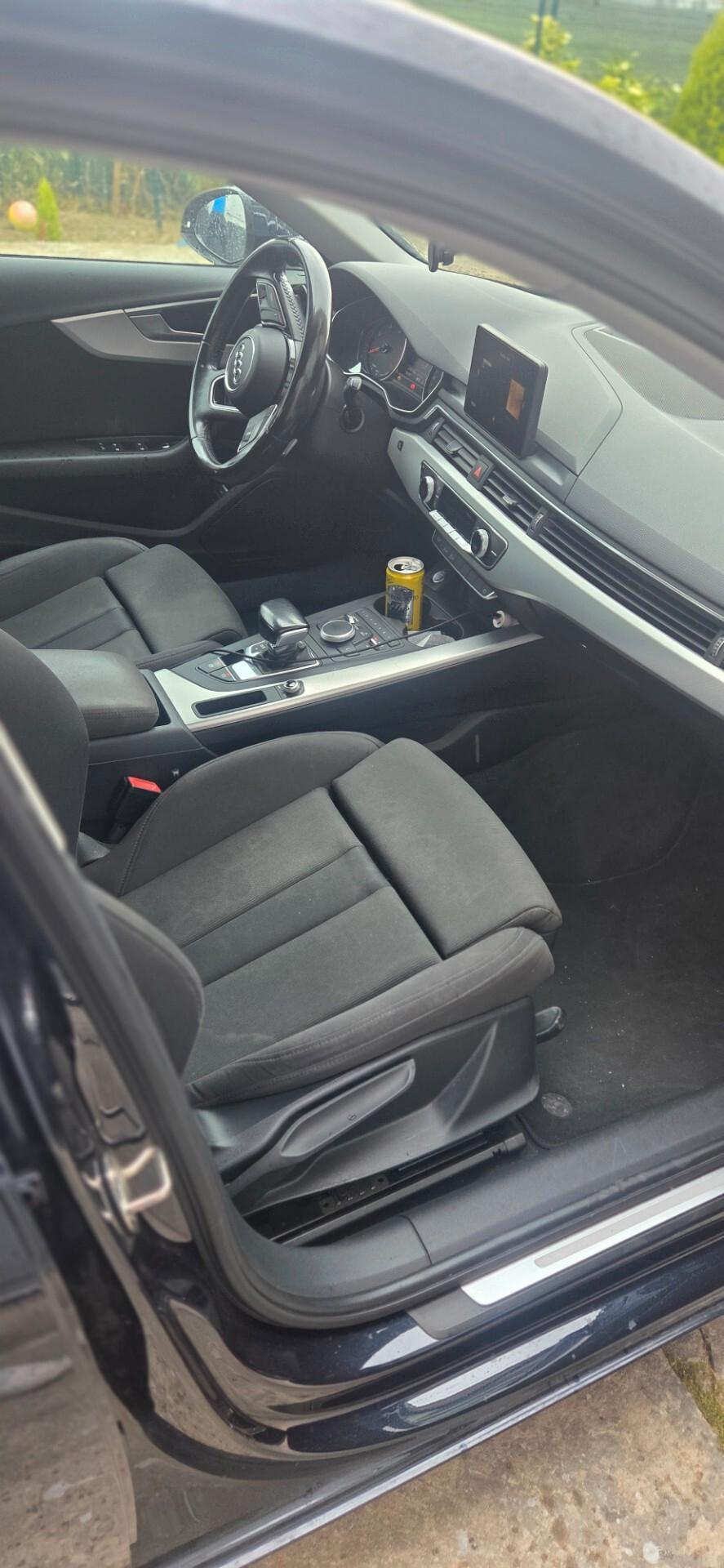 Audi A4 Avant 2.0 TDI 150 CV ultra Sport