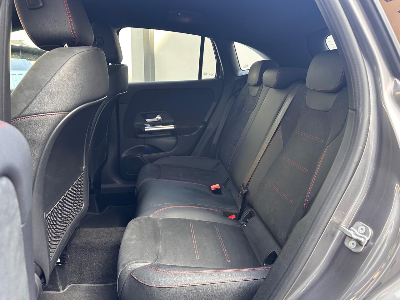 Mercedes-benz GLA 200 180 d Automatic AMG Line Premium