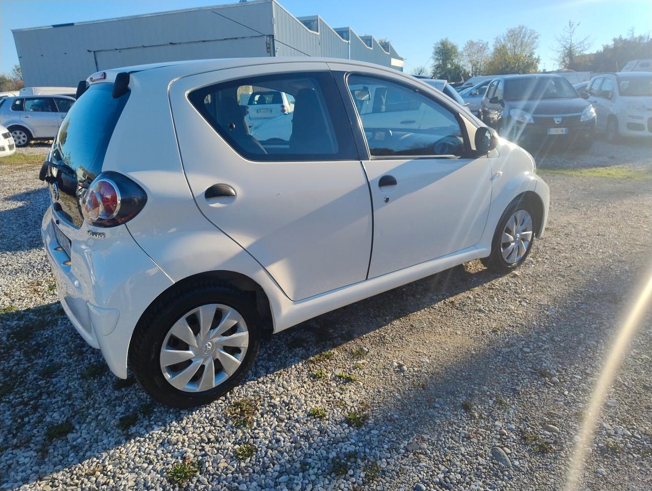 Toyota Aygo 1.0 12V VVT-i 5 porte Cool Soda Connect