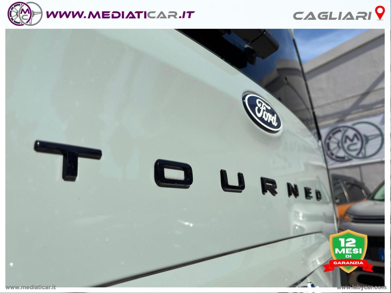 FORD Tourneo Courier 1.0 EcoBoost Titanium