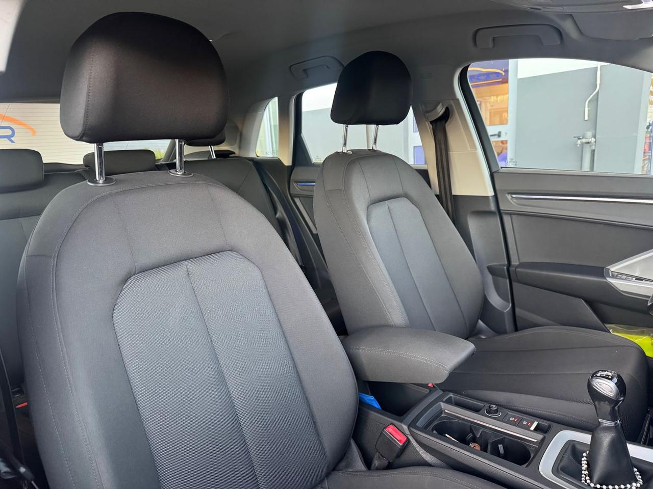 Audi Q3 Business Advanced 2.0 35 TDI  #10142