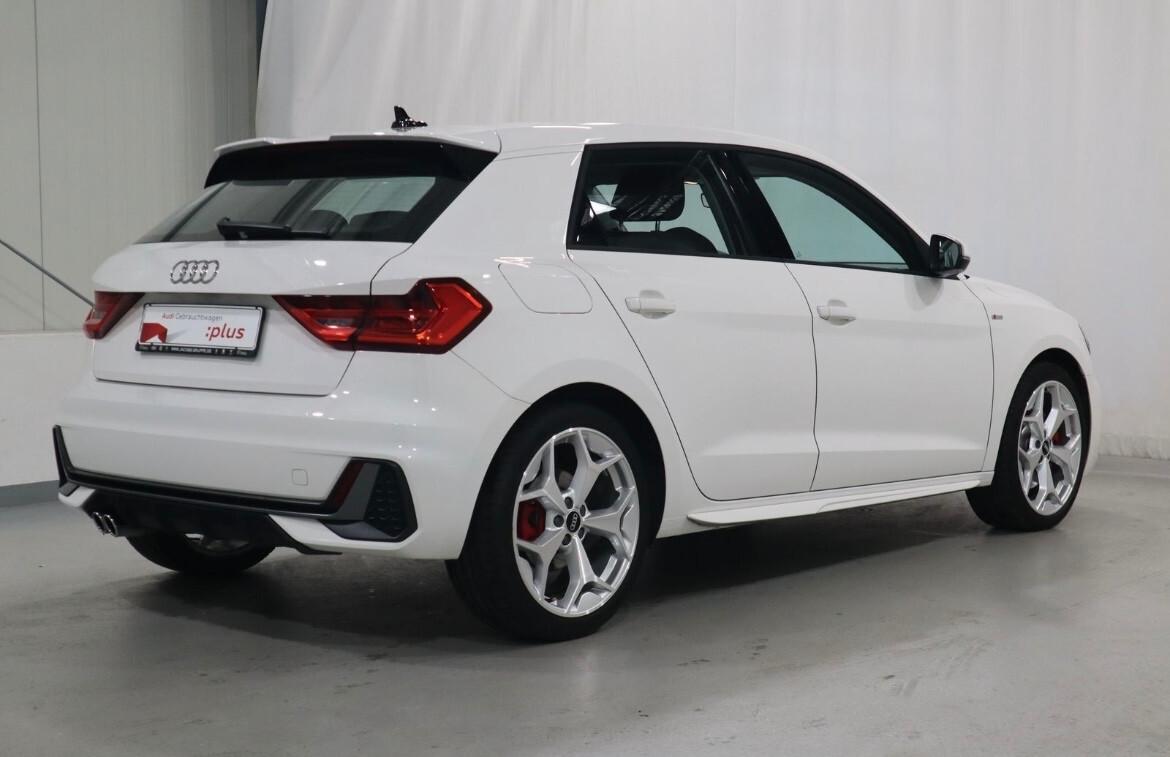 Audi A1 Sportback 40 TFSI S line 207 cv