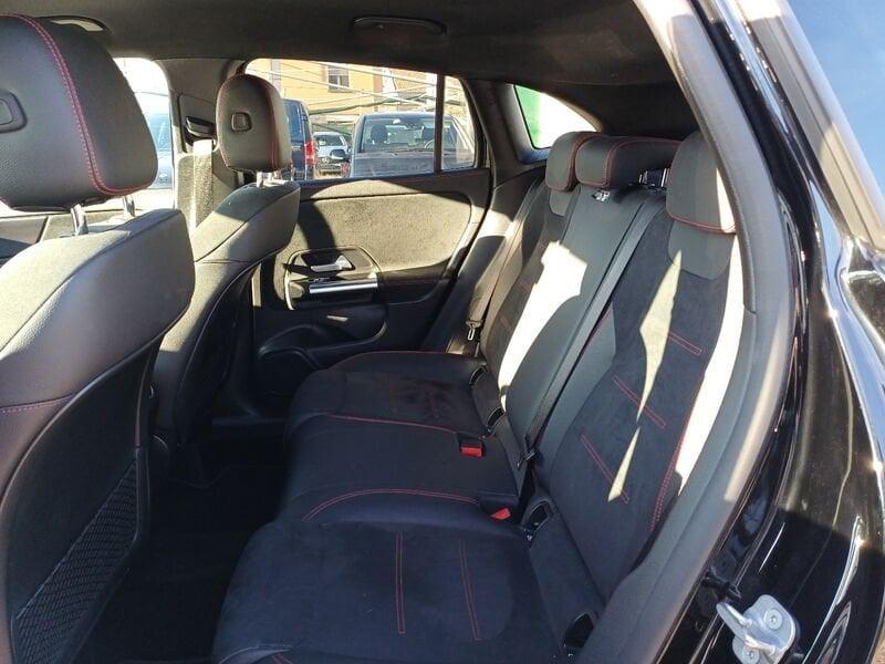 Mercedes-Benz GLA GLA 180 d Automatic Premium