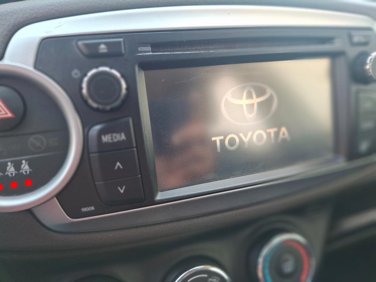 Toyota Yaris 1.0 GPL