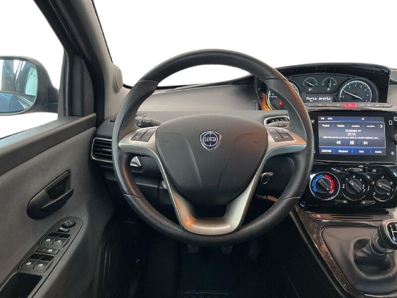 Lancia Ypsilon III 2021 1.0 firefly hybrid Gold s&s 70cv 5p.ti