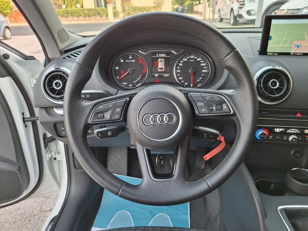 Audi A3 SportBack 1.6 TDI Sport -2016