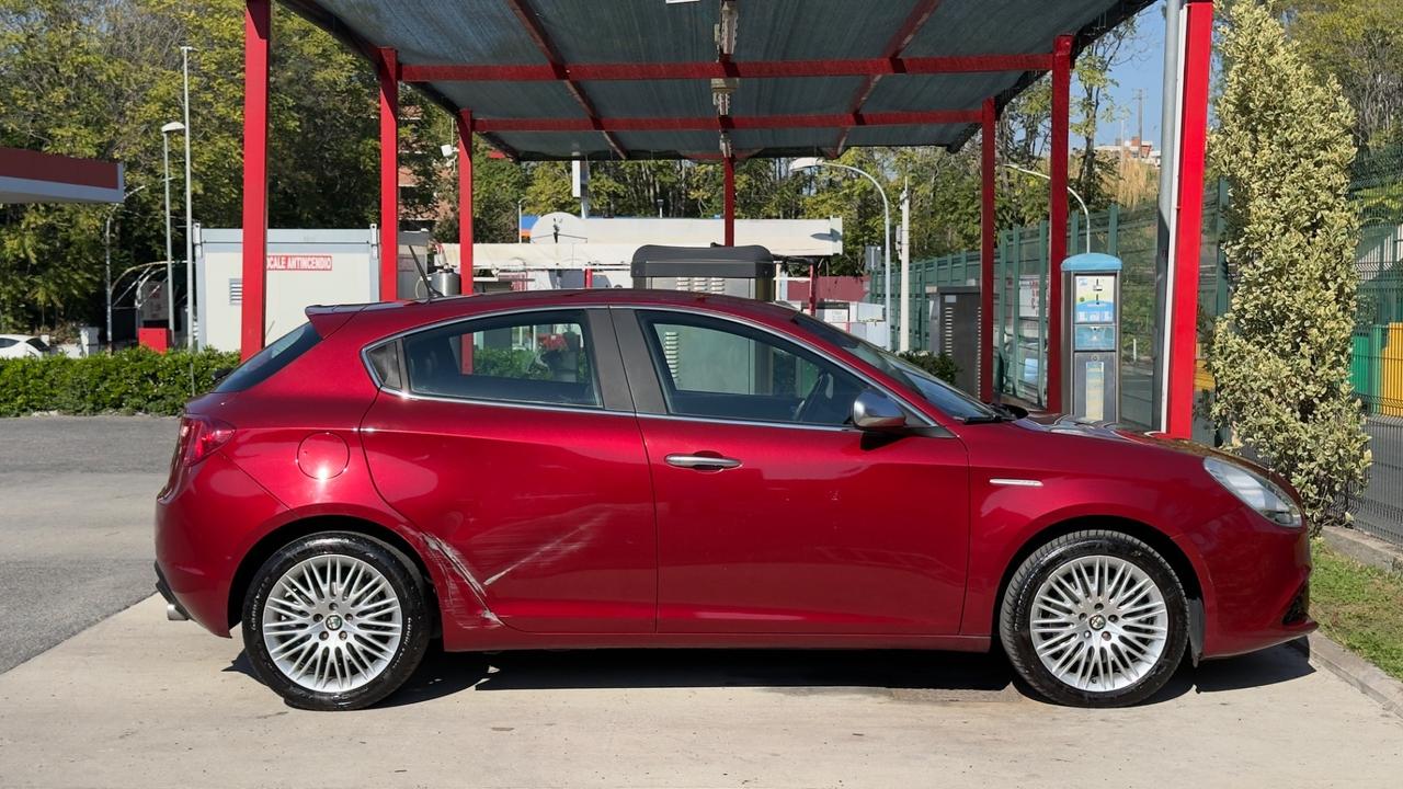 Alfa Romeo Giulietta 2.0 JTDm-2 140 CV Exclusive 2012