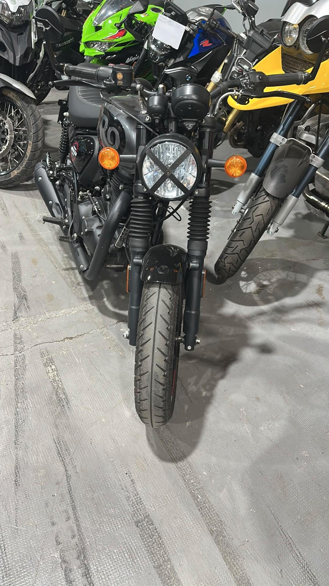 Royal Enfield HNTR 350
