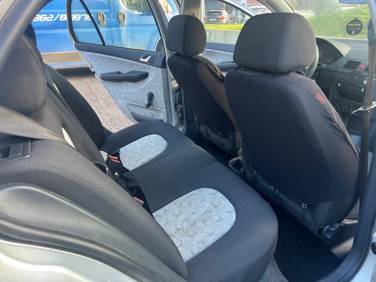 Skoda Fabia 1.2 12V 70CV 5p. Style