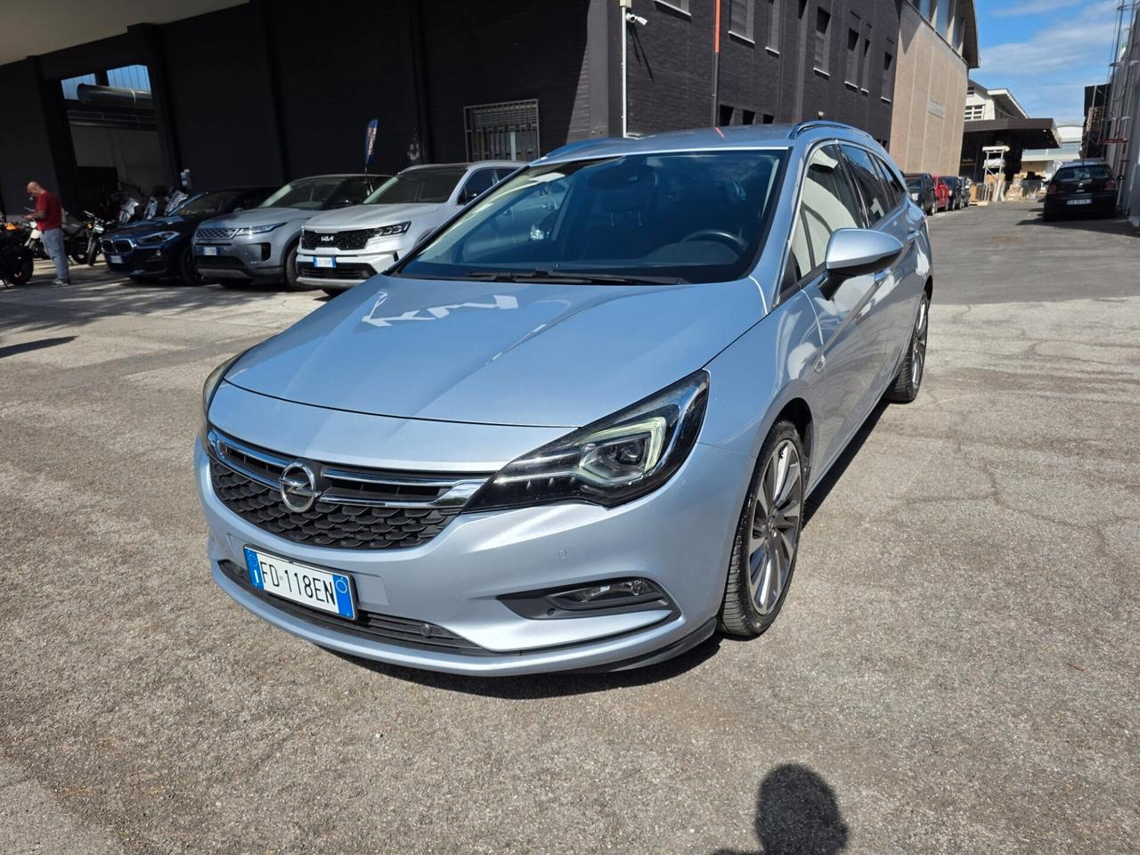 Opel Astra 1.6 CDTI 136CV EcoFLEX S&S Sports Tourer Cosmo