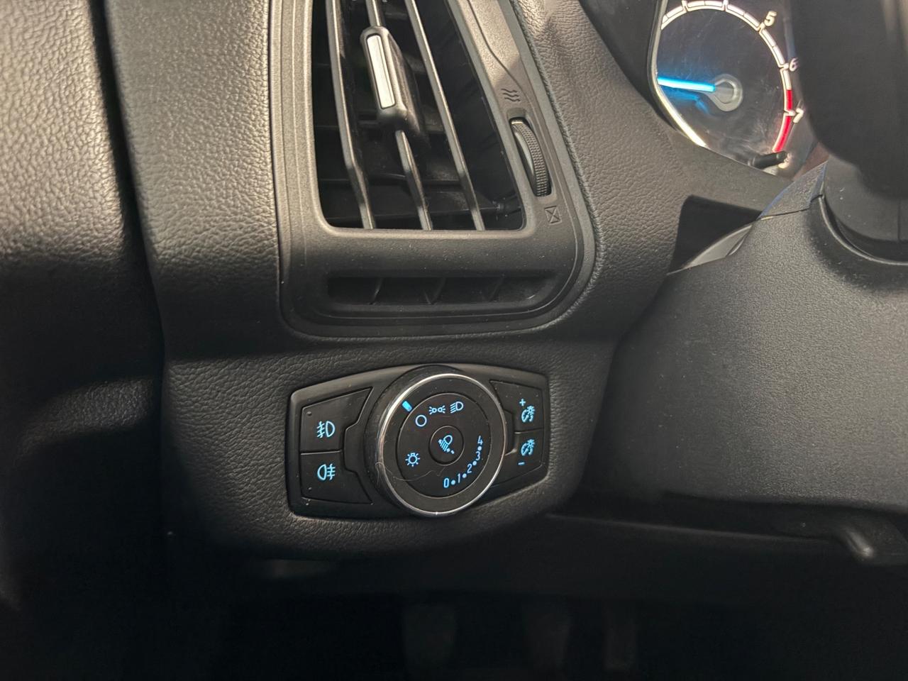 Ford B-Max 1.4 90 CV Business