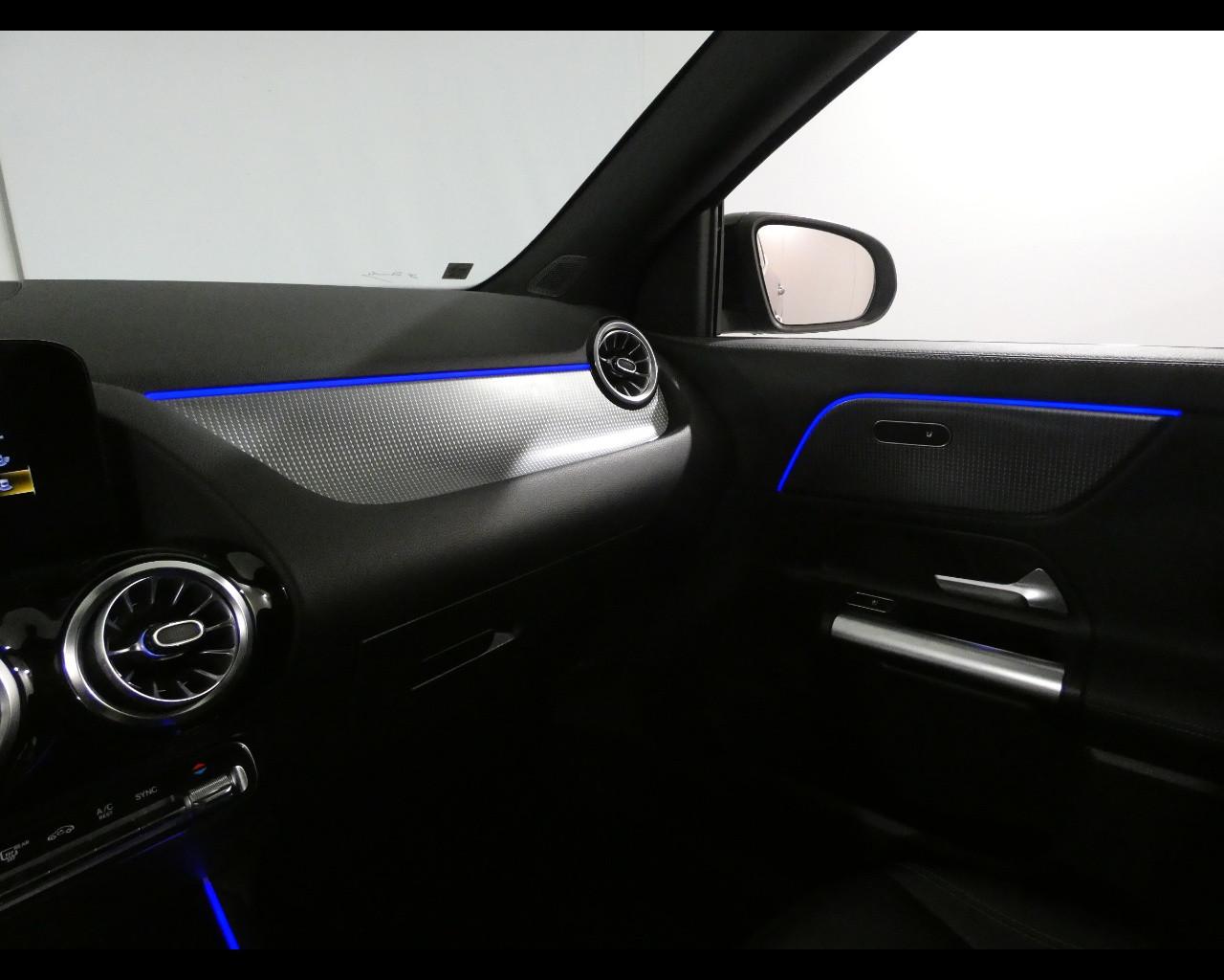 Mercedes-Benz GLA (H247) - GLA 180 d Automatic Sport Plus