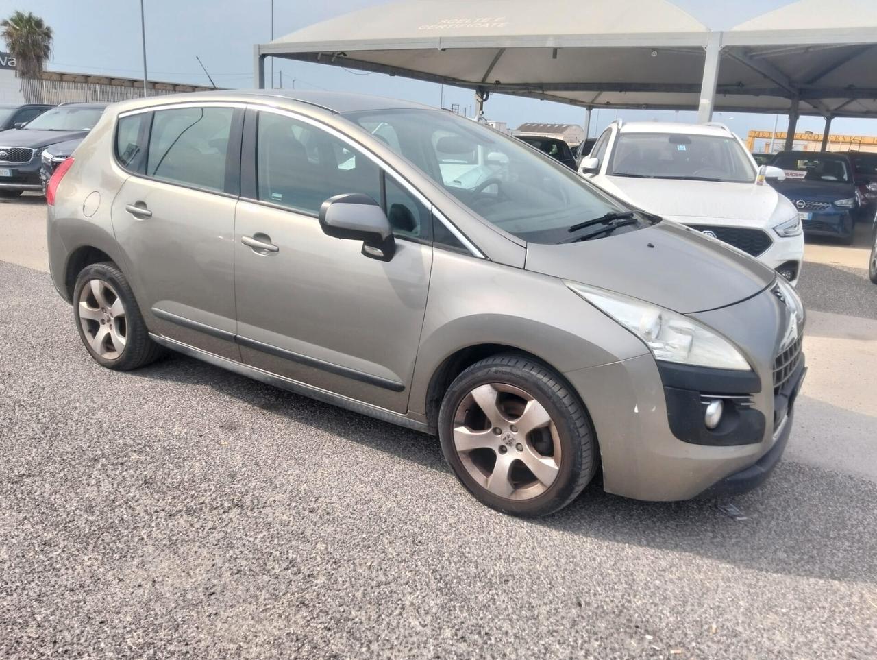 Peugeot 3008 1.6 HDI 112CV TECNO