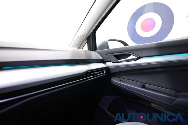 VOLKSWAGEN Golf 2.0 TDI 115 CV SCR LIFE FARI LED