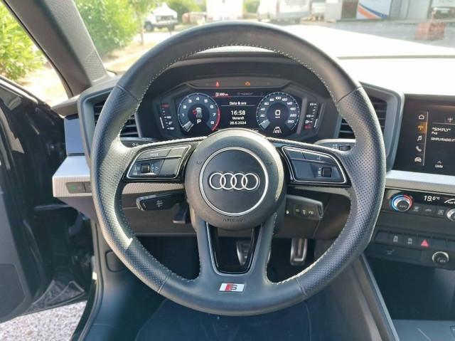 Audi A1 35 1.5 tfsi Identity Black s-tronic