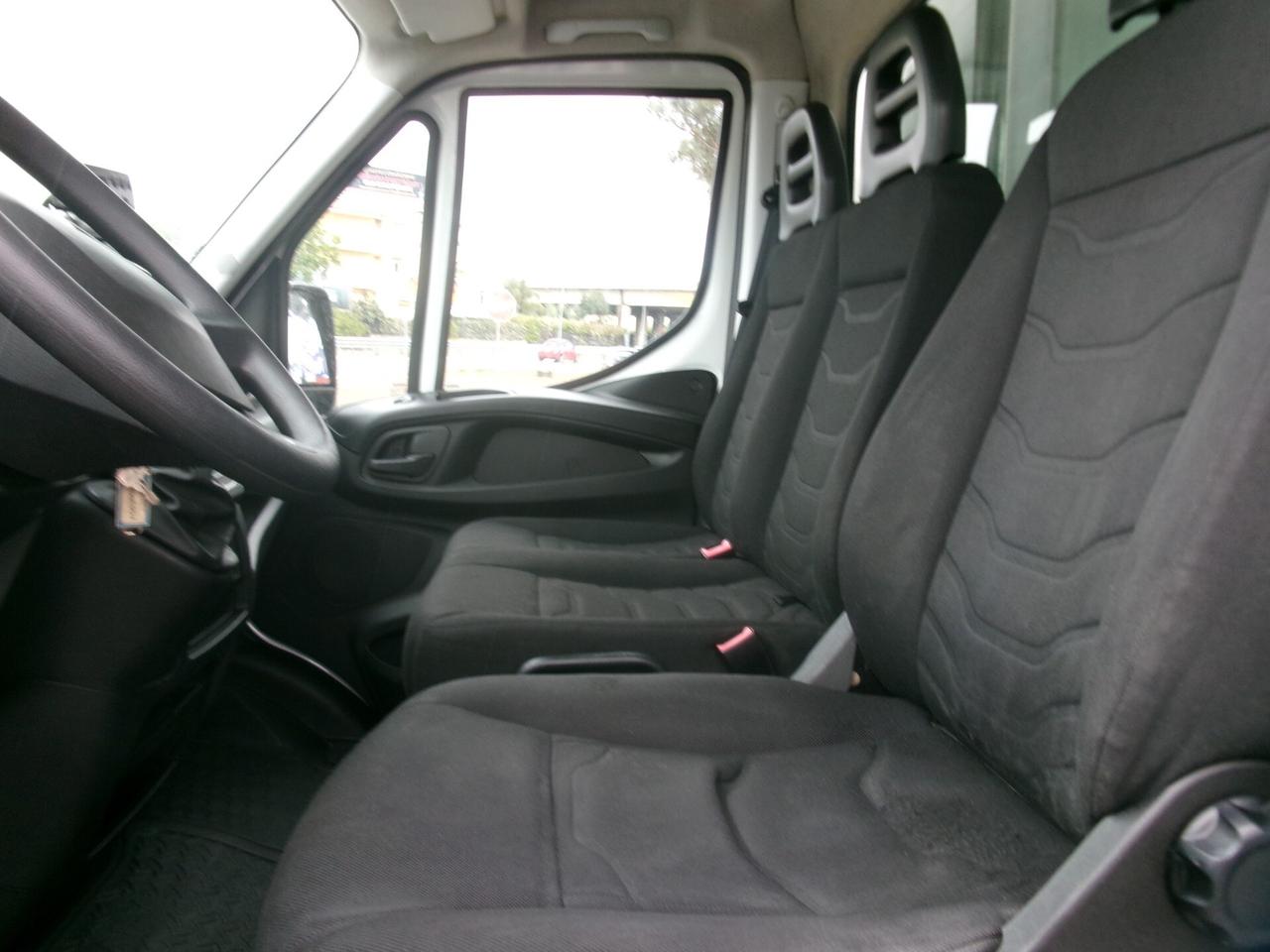 Iveco Daily 35C15 3000 150CV E5 FRIGO ATP FRCX -20° 12/2028 7 PEDANE