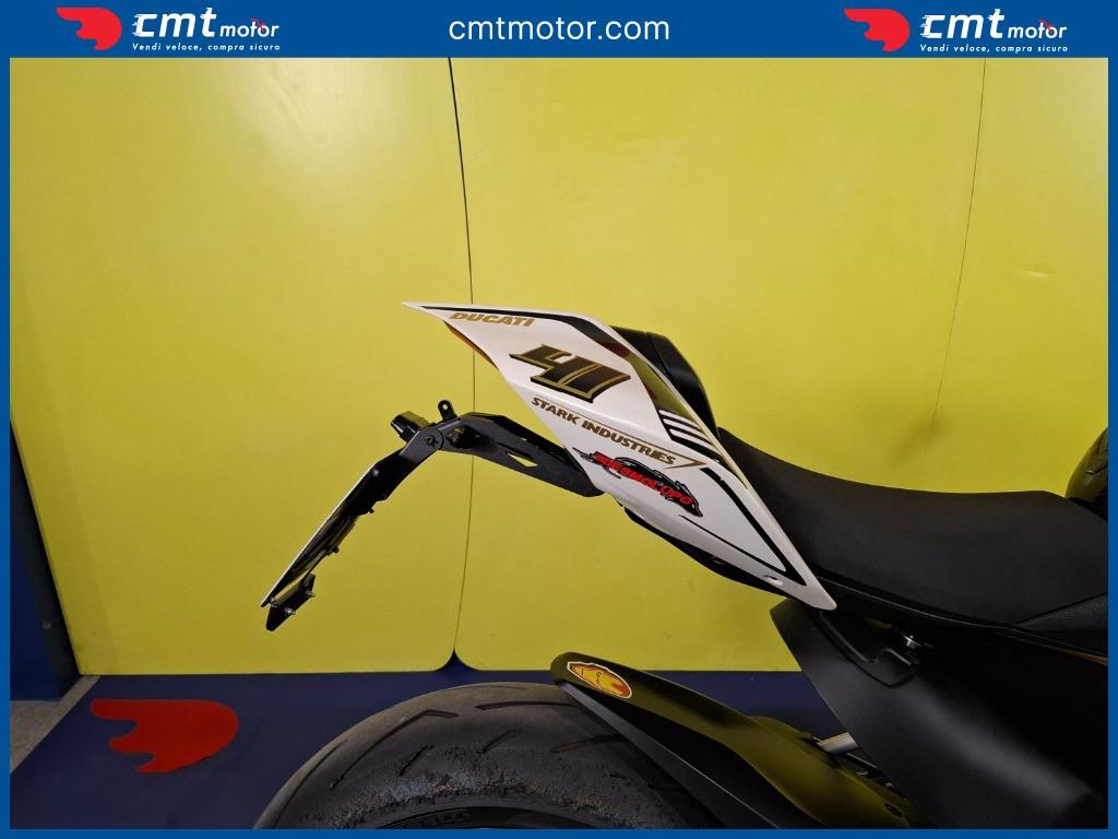 Ducati Panigale V2 - 2021